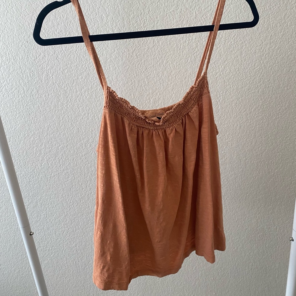Universal thread tank
